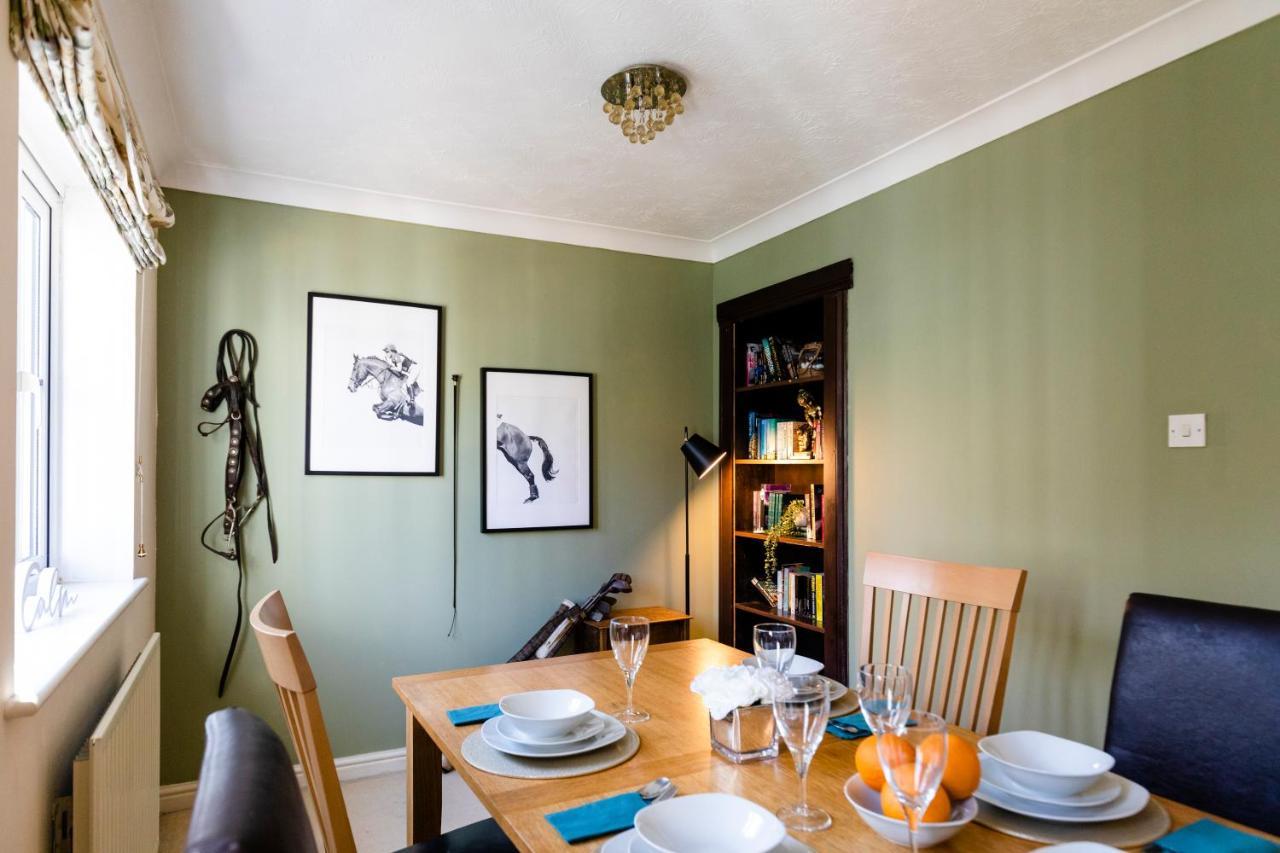 Chichester Retreat House With Free Parking Exterior photo
