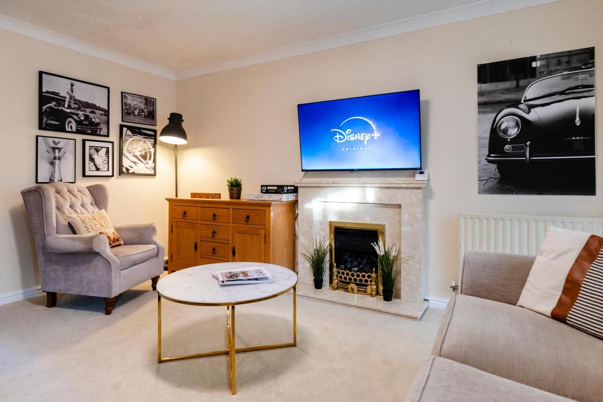 Chichester Retreat House With Free Parking Exterior photo